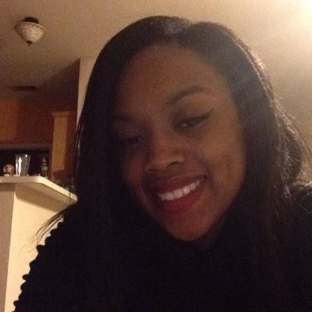 Meet your Posher, Deanisha